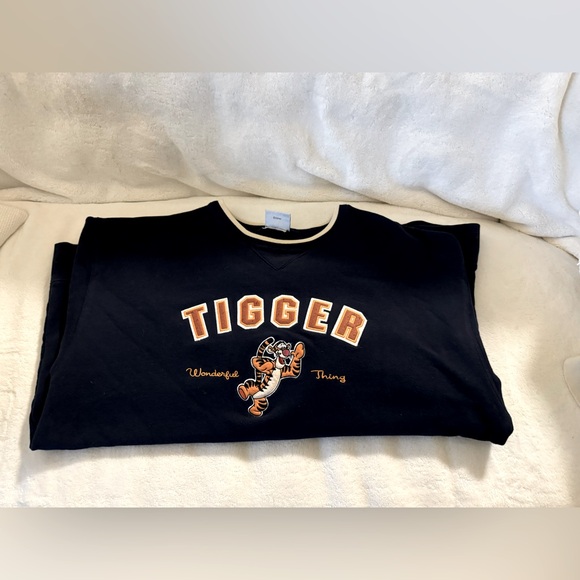 Disney Sweaters - Disney Tigger Crew Sweater in dark navy blue.